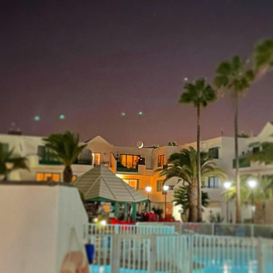 Luxury Beach Front Apartmentos Tahiche Costa Teguise Exterior foto