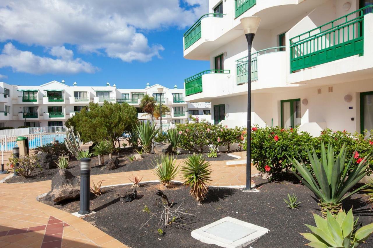 Luxury Beach Front Apartmentos Tahiche Costa Teguise Exterior foto